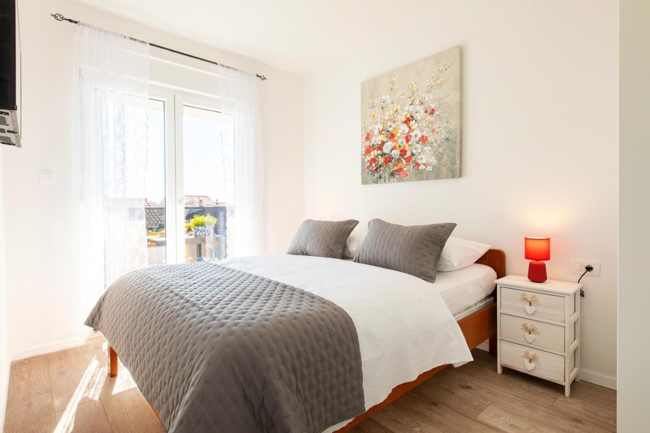 Sunny Island Apartment Trogir Dış mekan fotoğraf