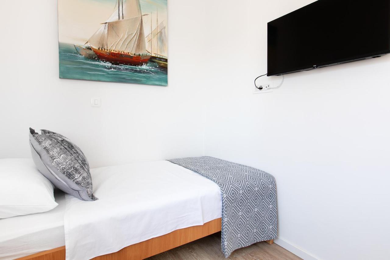 Sunny Island Apartment Trogir Dış mekan fotoğraf